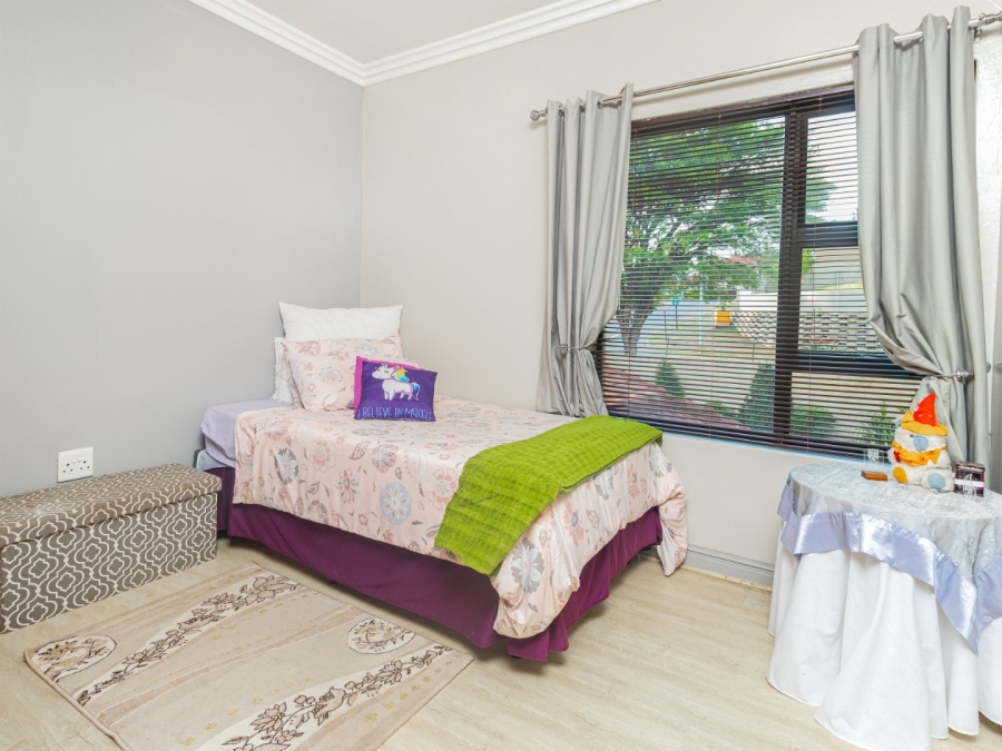 4 Bedroom Property for Sale in Birdwood Estate North West